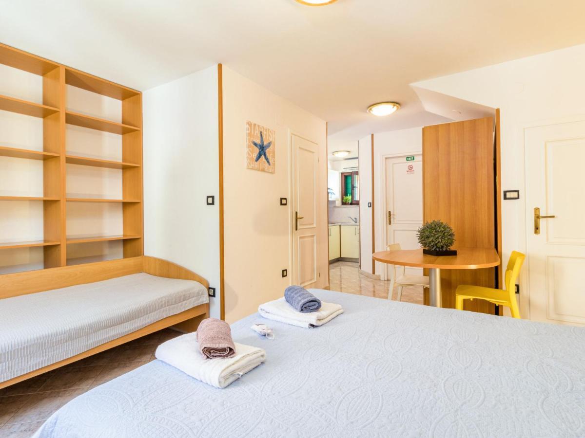 Apartment Antonella & Napoletano-1 By Interhome *